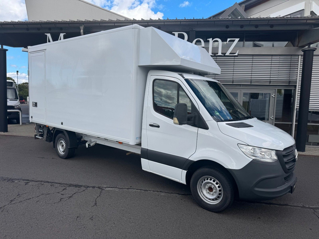 Mercedes-Benz Sprinter 317 CDI 4325 Koffer LBW Klima Kamera - Fourgon grand volume: photos 1 Mercedes-Benz Sprinter 317 CDI 4325 Koffer LBW Klima Kamera - Fourgon grand volume: photos 1