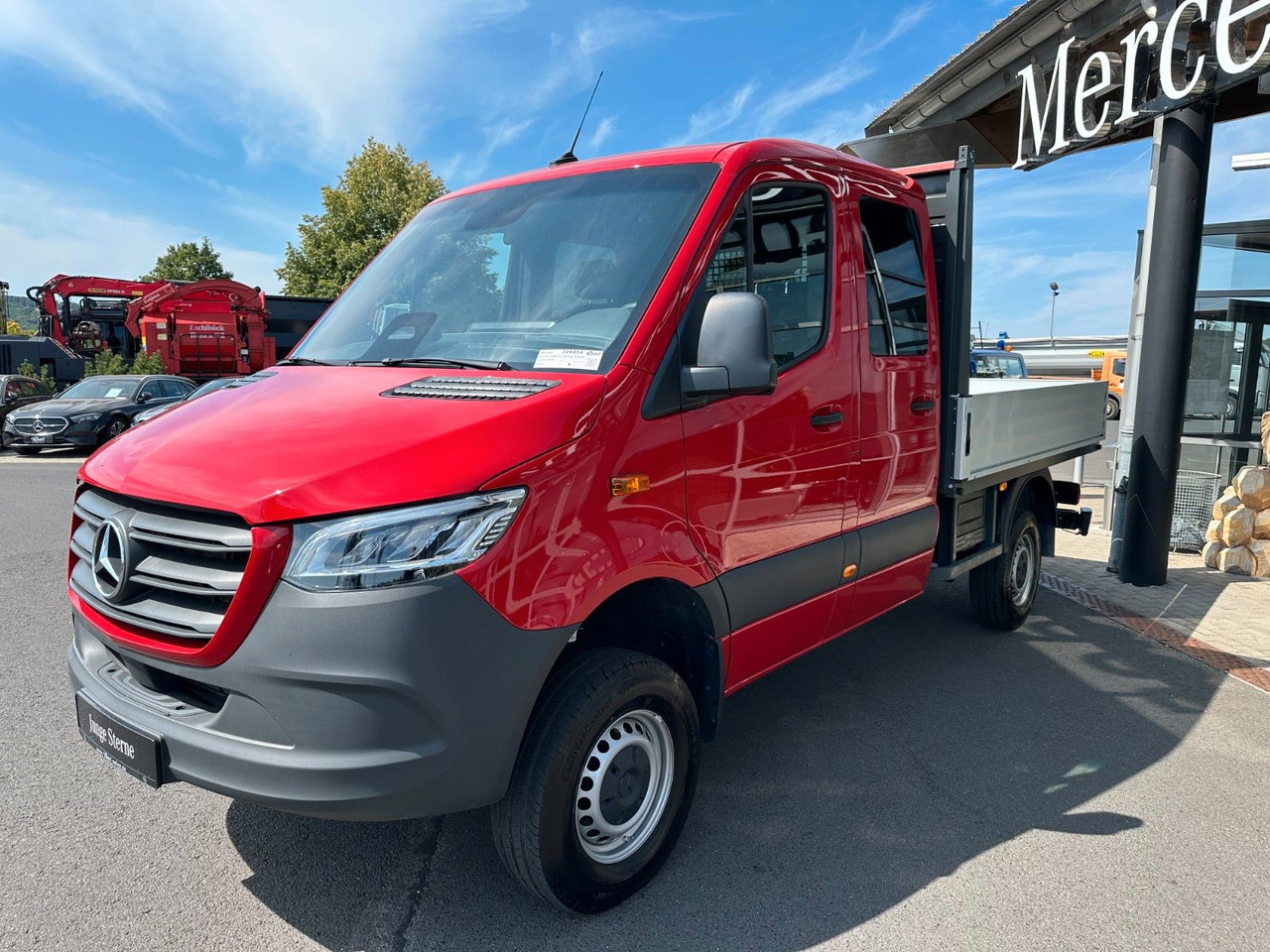 Mercedes-Benz Sprinter 319 CDI 4x4 DoKa Klima AHK3,5to - Utilitaire rideaux coulissants (PLSC), Utilitaire double cabine: photos 3 Mercedes-Benz Sprinter 319 CDI 4x4 DoKa Klima AHK3,5to - Utilitaire rideaux coulissants (PLSC), Utilitaire double cabine: photos 3