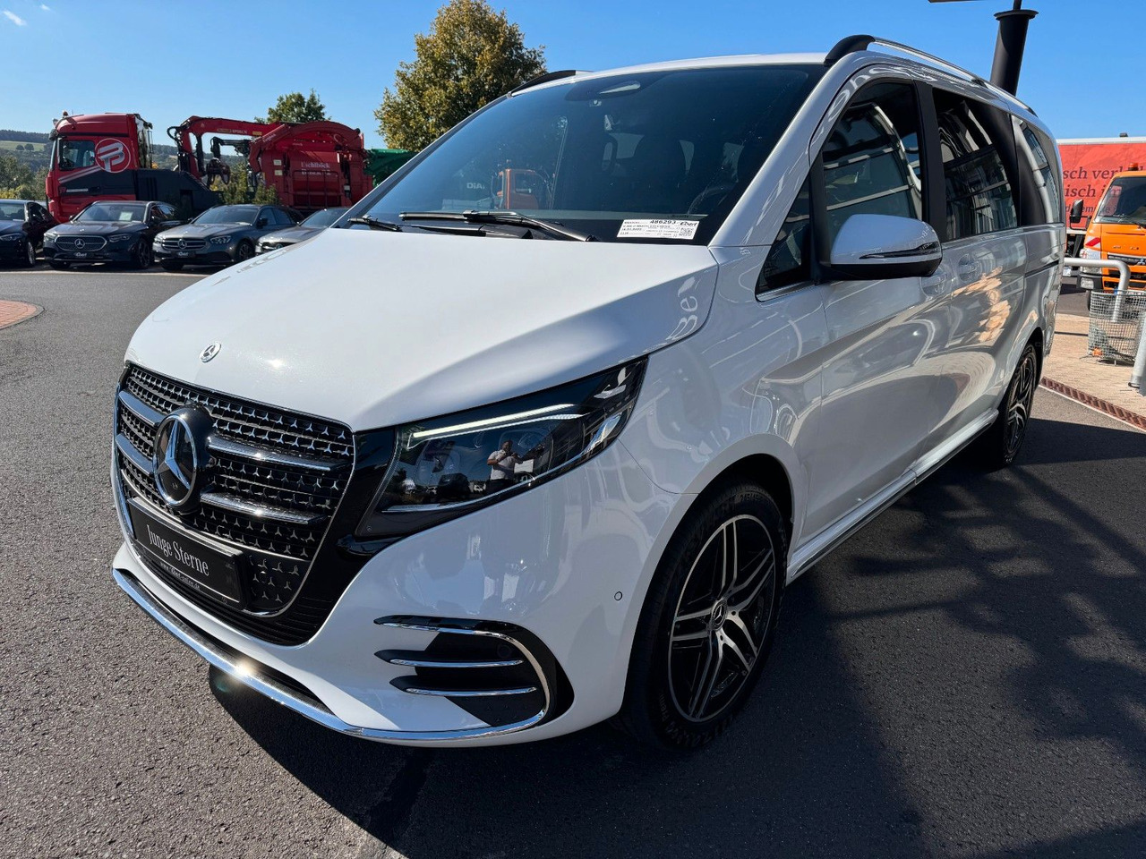 Mercedes-Benz V 300 d 4MATIC EXCLUSIVE AMG Tische AHK2,5to - Voiture break: photos 3 Mercedes-Benz V 300 d 4MATIC EXCLUSIVE AMG Tische AHK2,5to - Voiture break: photos 3