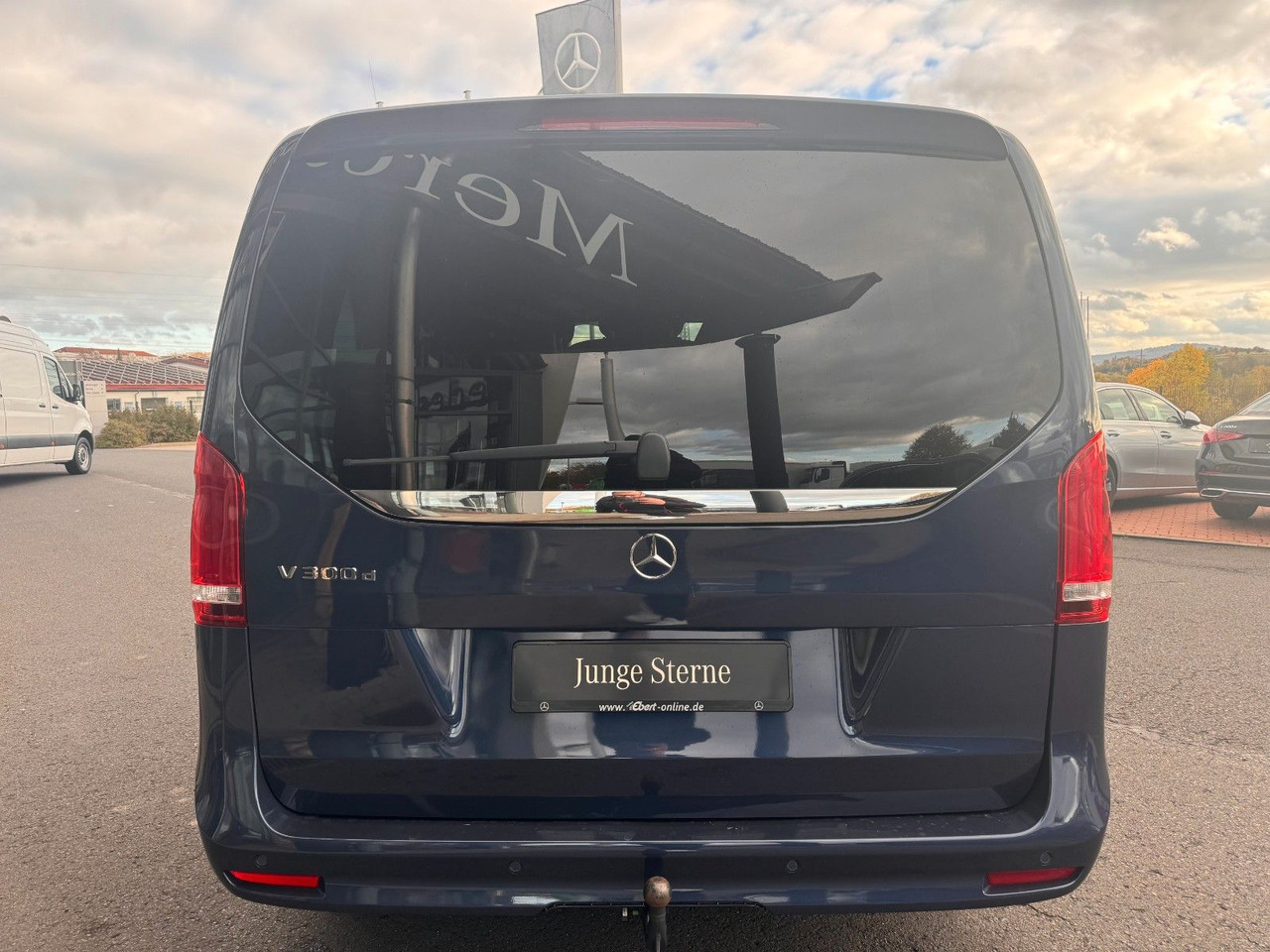 Mercedes-Benz V 300 d AVA ED AMG AHK2,5to DISTRONIC - Transport de personnes: photos 5 Mercedes-Benz V 300 d AVA ED AMG AHK2,5to DISTRONIC - Transport de personnes: photos 5