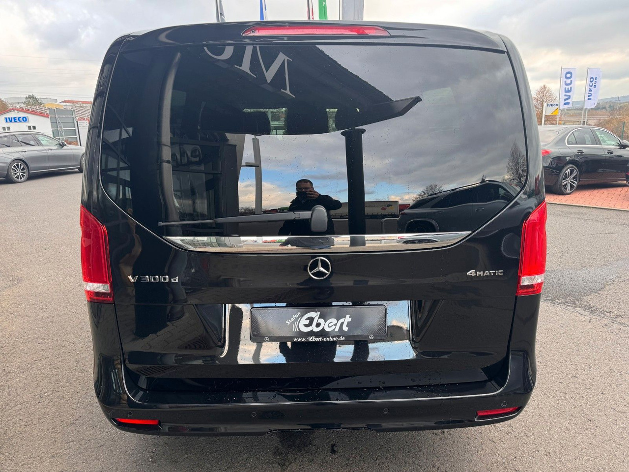 Mercedes-Benz V 300 d AVA Extralang 4MATIC AHK Stdh DISTRONIC - Transport de personnes: photos 5 Mercedes-Benz V 300 d AVA Extralang 4MATIC AHK Stdh DISTRONIC - Transport de personnes: photos 5