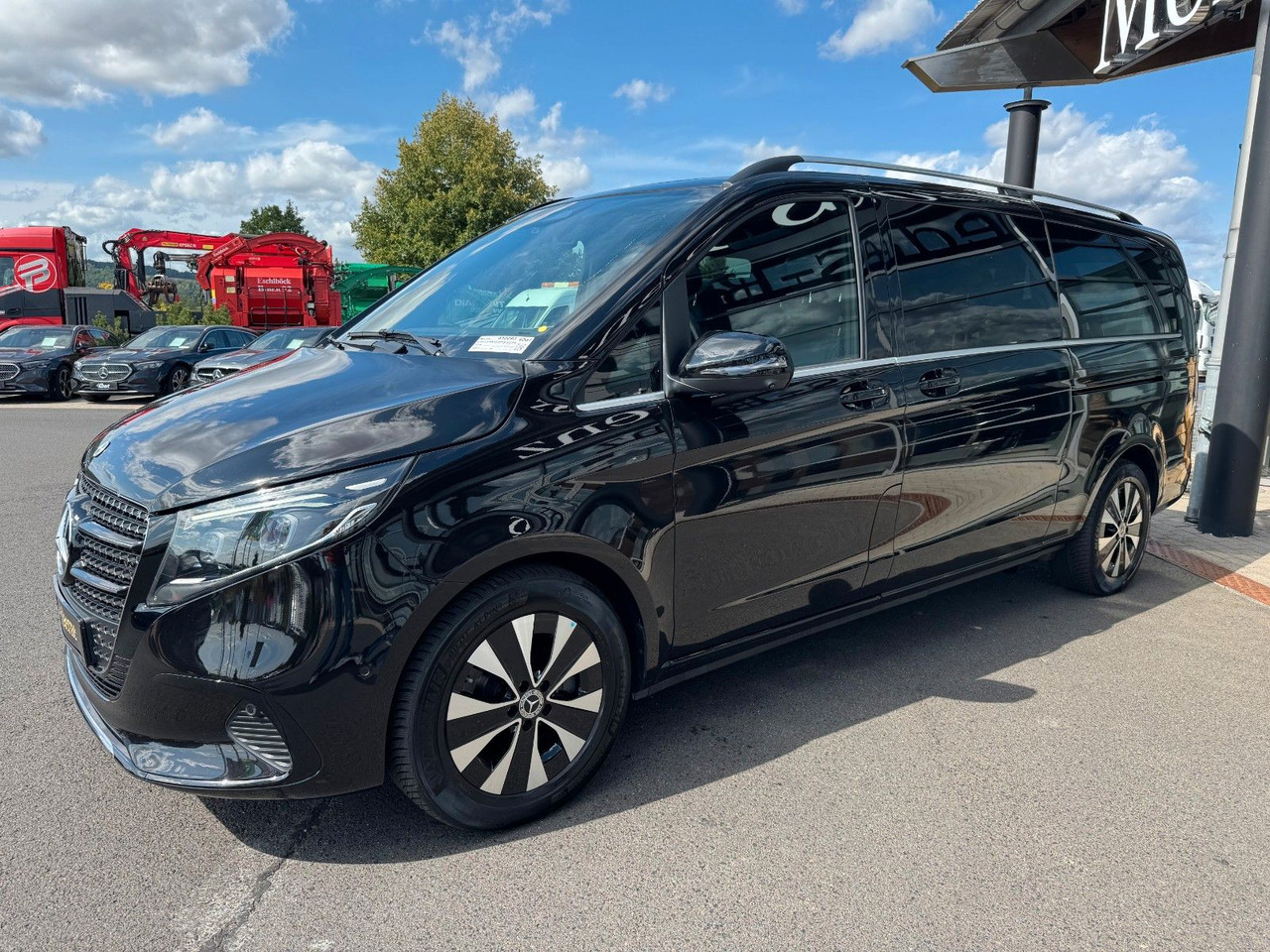 Mercedes-Benz V 300 d AVANTGARDE Extralang 360Kamera Standheiz - Transport de personnes: photos 2 Mercedes-Benz V 300 d AVANTGARDE Extralang 360Kamera Standheiz - Transport de personnes: photos 2