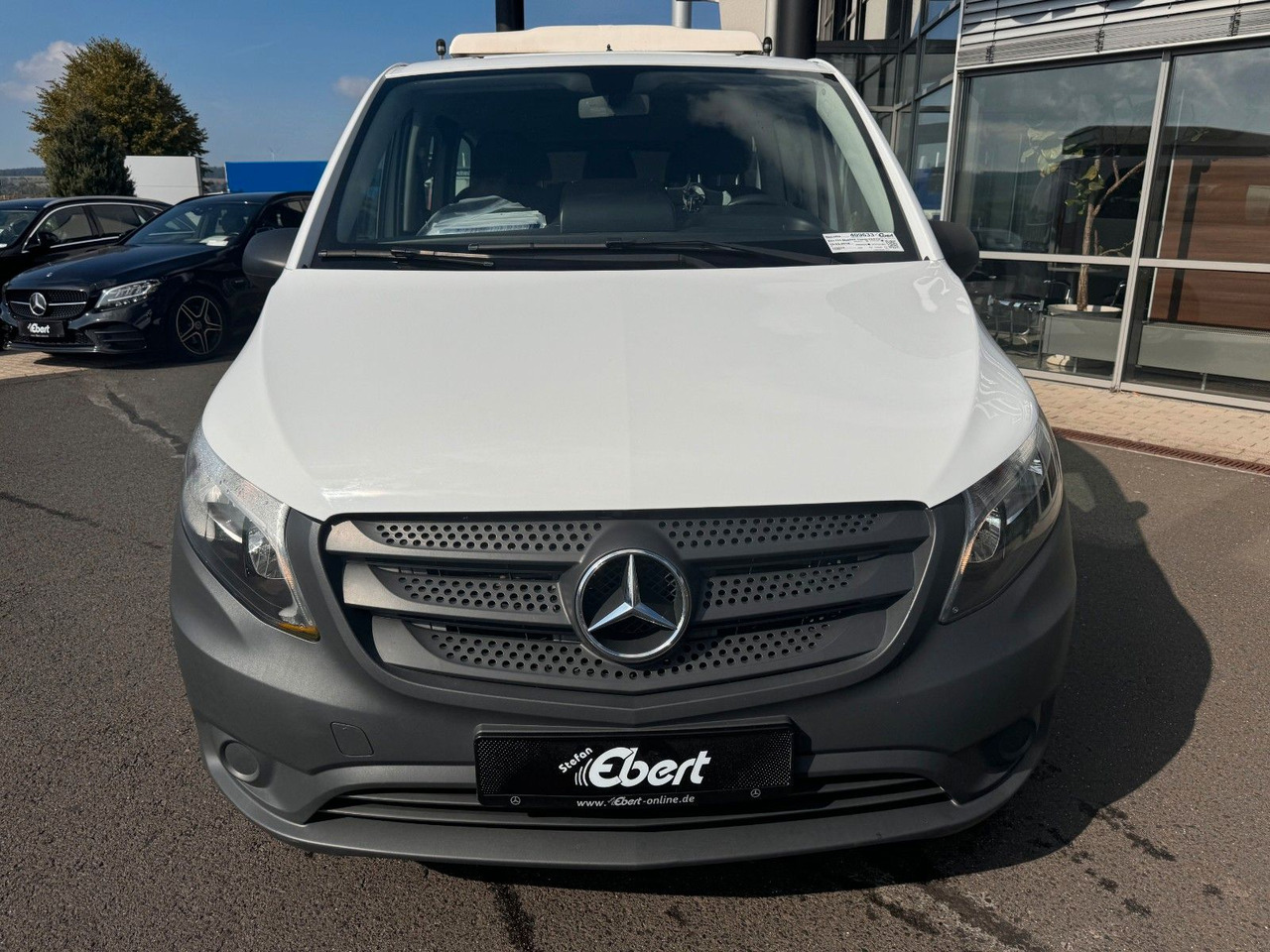 Mercedes-Benz Vito 111 CDI Tourer Begleitfahrzeug BF3+ / WVZ - Fourgonnette: photos 2 Mercedes-Benz Vito 111 CDI Tourer Begleitfahrzeug BF3+ / WVZ - Fourgonnette: photos 2