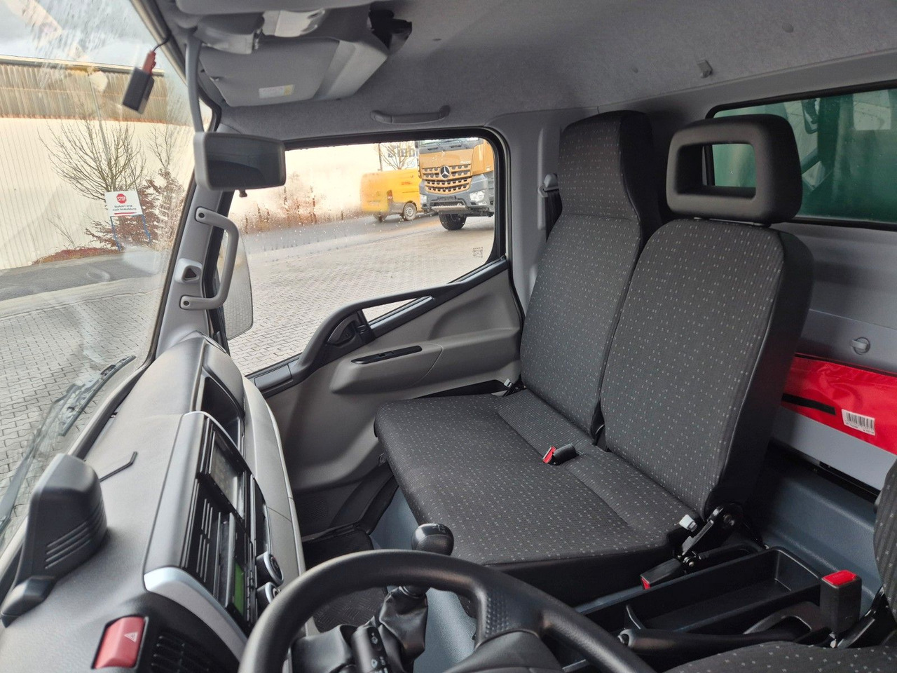 Utilitaire rideaux coulissants (PLSC) Mitsubishi Canter 7C15 LBW Klima Navi Kamera AHK: photos 29