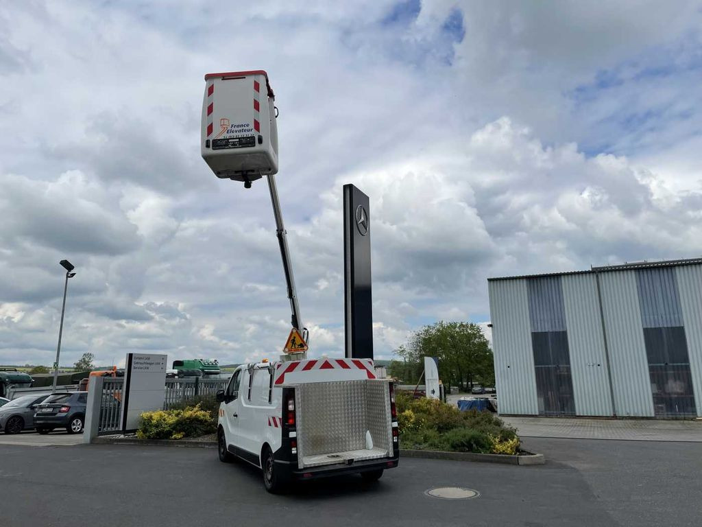Renault Trafic dCi 120 L1H1 / France Elavateur 091F 9m - Camion avec nacelle, Véhicule utilitaire: photos 3 Renault Trafic dCi 120 L1H1 / France Elavateur 091F 9m - Camion avec nacelle, Véhicule utilitaire: photos 3