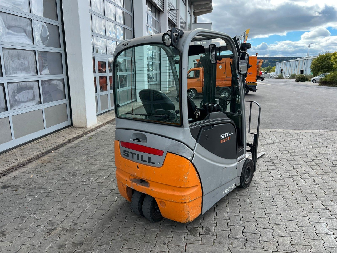 Still RX 20-14 / Triplex: 4,3m / 1.447h / SS / 03.2020 - Chariot élévateur électrique: photos 4 Still RX 20-14 / Triplex: 4,3m / 1.447h / SS / 03.2020 - Chariot élévateur électrique: photos 4