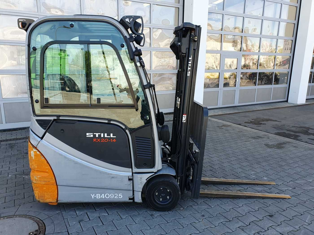 Still RX20-14 / 2023 / Triplex: 4.60m! / 2.604h / SS - Chariot élévateur électrique: photos 3 Still RX20-14 / 2023 / Triplex: 4.60m! / 2.604h / SS - Chariot élévateur électrique: photos 3