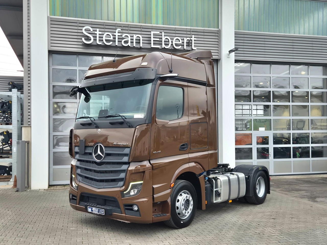 Mercedes-Benz Actros 1848 LS Öl-Retarder Standklima BigSpace - Tracteur routier: photos 1 Mercedes-Benz Actros 1848 LS Öl-Retarder Standklima BigSpace - Tracteur routier: photos 1