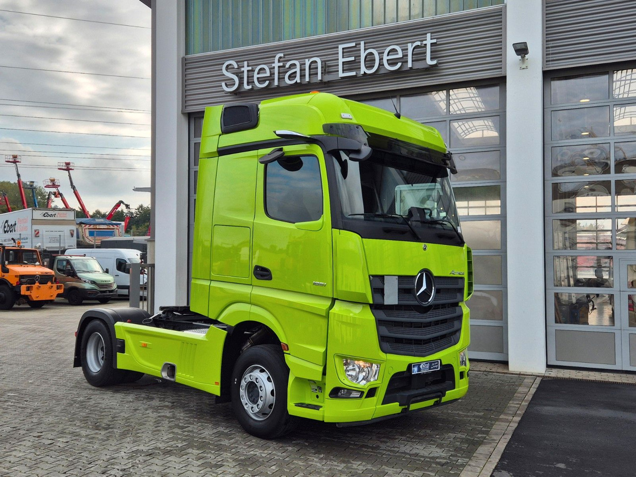Mercedes-Benz Actros 1851 LS Öl-Retarder Standklima Mirror Big - Tracteur routier: photos 4 Mercedes-Benz Actros 1851 LS Öl-Retarder Standklima Mirror Big - Tracteur routier: photos 4
