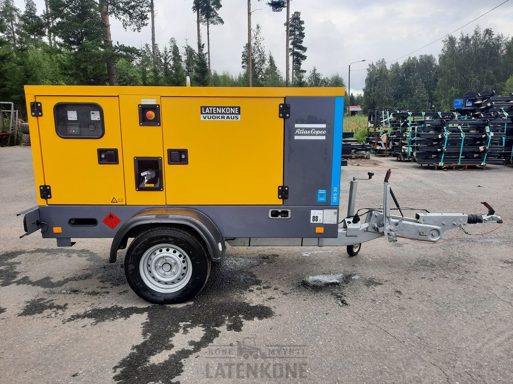Atlas Copco QES 30 50 Hz Generaattori vetovarustuksella ID 4349 - Groupe électrogène: photos 1 Atlas Copco QES 30 50 Hz Generaattori vetovarustuksella ID 4349 - Groupe électrogène: photos 1