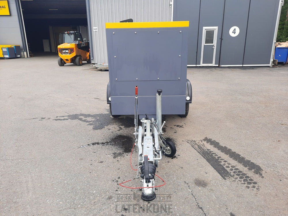 Atlas Copco QES 30 50 Hz Generaattori vetovarustuksella ID 4349 - Groupe électrogène: photos 3 Atlas Copco QES 30 50 Hz Generaattori vetovarustuksella ID 4349 - Groupe électrogène: photos 3