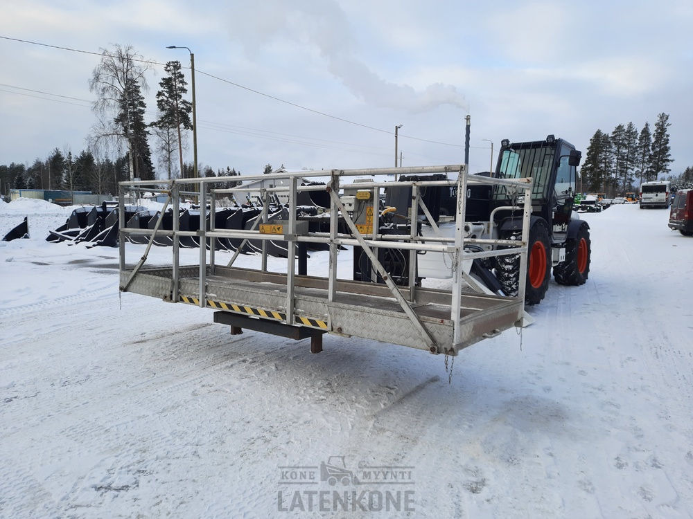 Chariot télescopique Bobcat T40170 kurottaja: photos 13
