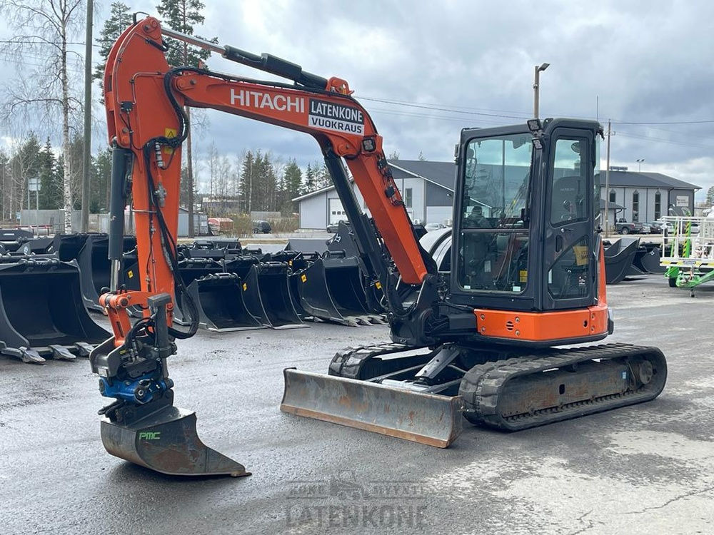 Hitachi ZX 55U-5A kaivinkone - Pelle sur chenille: photos 4 Hitachi ZX 55U-5A kaivinkone - Pelle sur chenille: photos 4