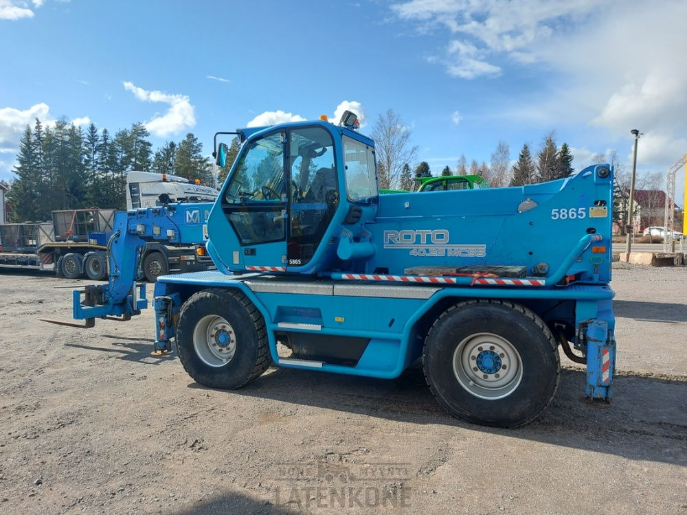 Merlo Roto 40.25MCSS with basket and jib - Chariot télescopique: photos 2 Merlo Roto 40.25MCSS with basket and jib - Chariot télescopique: photos 2