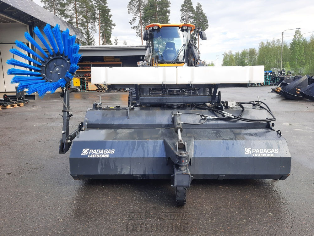 Padagas Profi H 2501 BH keräävä harjalaite - Brosse pour Engins de chantier: photos 2 Padagas Profi H 2501 BH keräävä harjalaite - Brosse pour Engins de chantier: photos 2