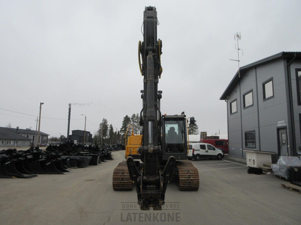 Volvo EC210CL kaivinkone - Pelle sur chenille: photos 3 Volvo EC210CL kaivinkone - Pelle sur chenille: photos 3