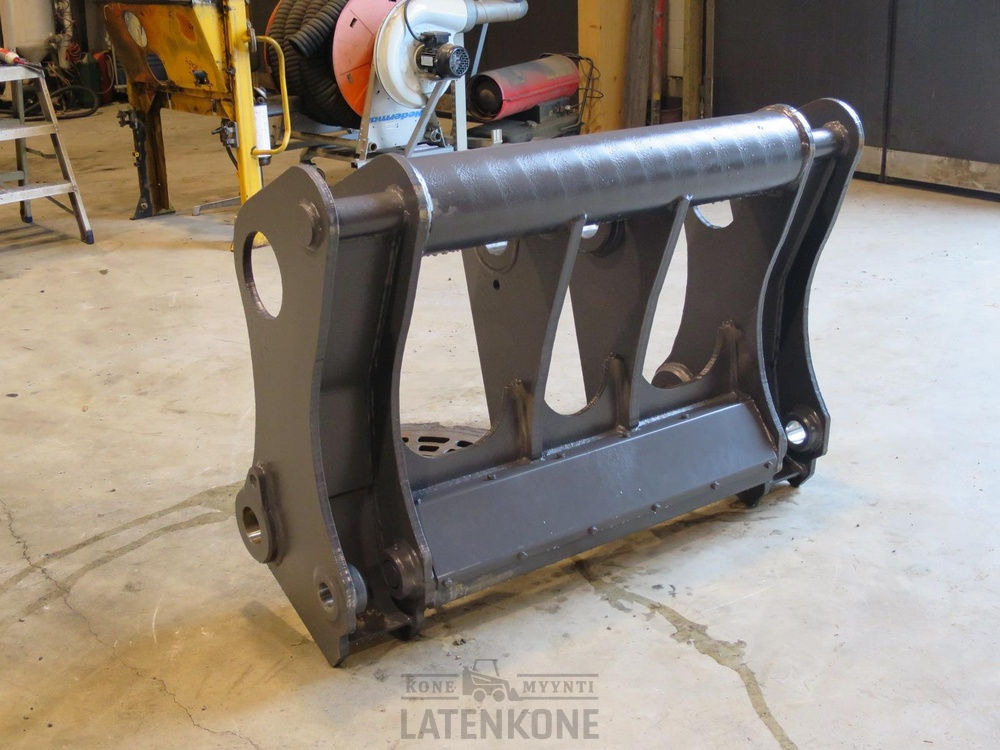 Volvo pikakiinnike L90-120 C-D-E-F-H hydraulinen - Attache rapide pour Engins de chantier: photos 1 Volvo pikakiinnike L90-120 C-D-E-F-H hydraulinen - Attache rapide pour Engins de chantier: photos 1