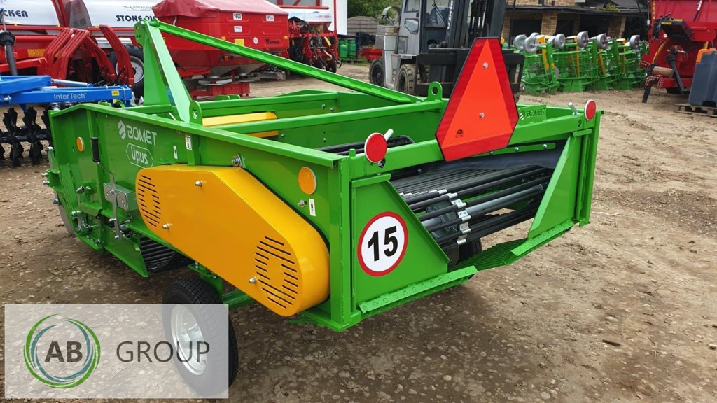 2-row Conveyor Digger Bomet Upus Z656/2 - Arracheuse de pommes de terre: photos 2 2-row Conveyor Digger Bomet Upus Z656/2 - Arracheuse de pommes de terre: photos 2