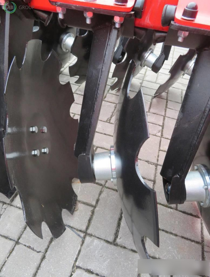 Awemak hydraulic folding disc harrow Ozyrys BTH40, 4 m - Cover crop: photos 5 Awemak hydraulic folding disc harrow Ozyrys BTH40, 4 m - Cover crop: photos 5