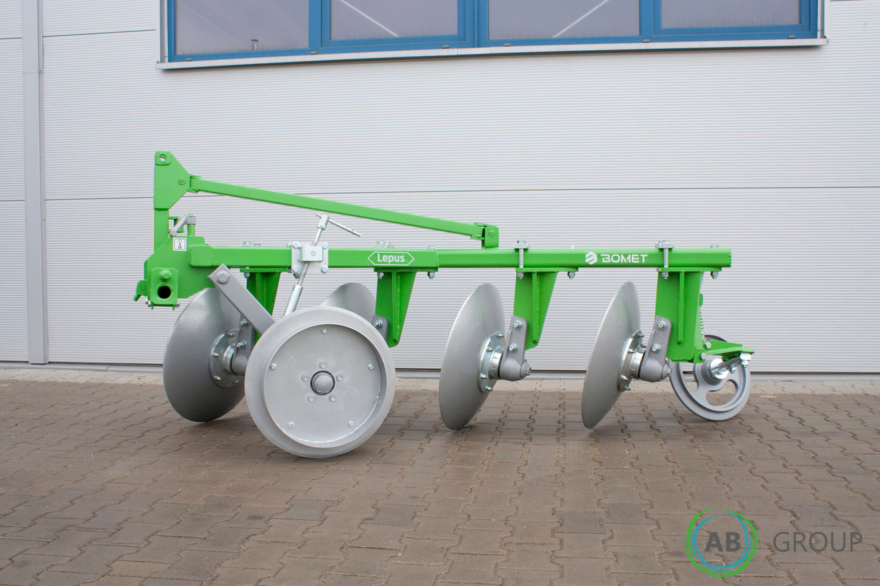 Bomet U040/2 Lepus 4 disc plow - Charrue: photos 3 Bomet U040/2 Lepus 4 disc plow - Charrue: photos 3