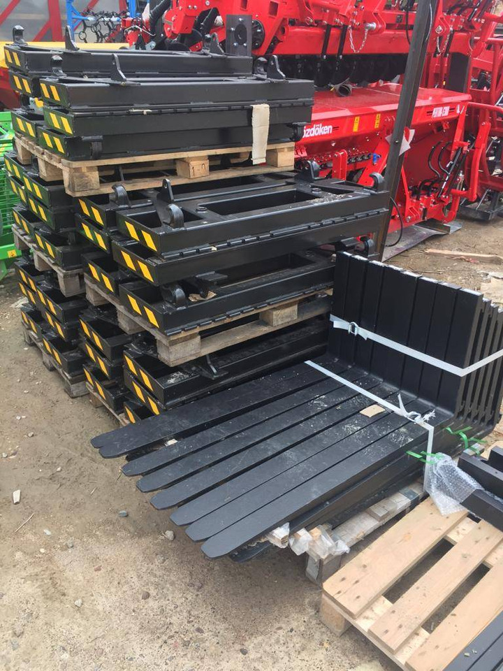Euro frame pallet forks ON STOCK - Fourches pour Machine agricole: photos 4 Euro frame pallet forks ON STOCK - Fourches pour Machine agricole: photos 4