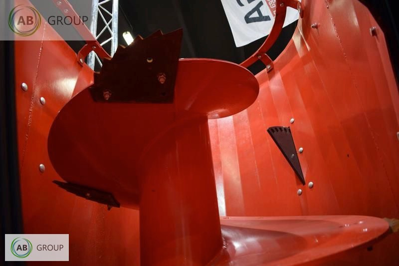 Fimaks Futtermischwagen 1,5m3/ Mixer feeder / Wóz paszowy - Mélangeuse: photos 5 Fimaks Futtermischwagen 1,5m3/ Mixer feeder / Wóz paszowy - Mélangeuse: photos 5