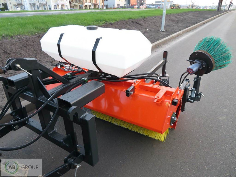 Brosse pour Véhicule de voirie/ Spécial METAL-TECHNIK zamiatarka 1,8m: photos 1
