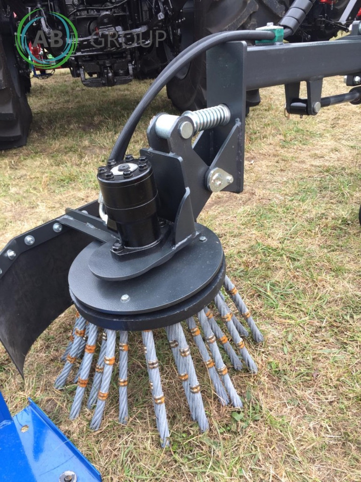 Metal-Technik weeder brush - Brosse: photos 3 Metal-Technik weeder brush - Brosse: photos 3