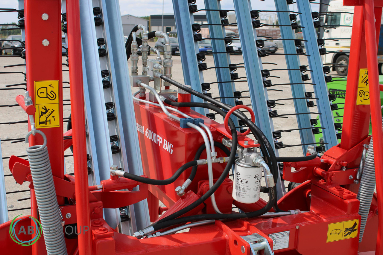 Repossi Repossi FP 6000 Big comb rake - Faneuse: photos 4 Repossi Repossi FP 6000 Big comb rake - Faneuse: photos 4