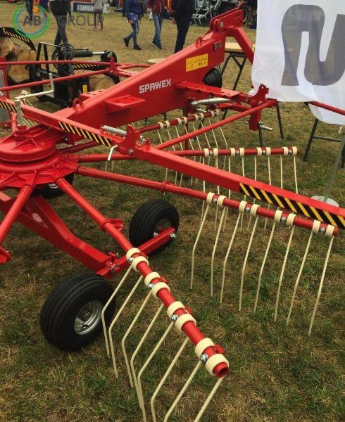 Spawex rotary rake ZG-450 - Faneuse: photos 3 Spawex rotary rake ZG-450 - Faneuse: photos 3