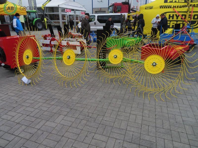 Taret rake-tedder Z 213 / PZK-4 - Faneuse: photos 2 Taret rake-tedder Z 213 / PZK-4 - Faneuse: photos 2