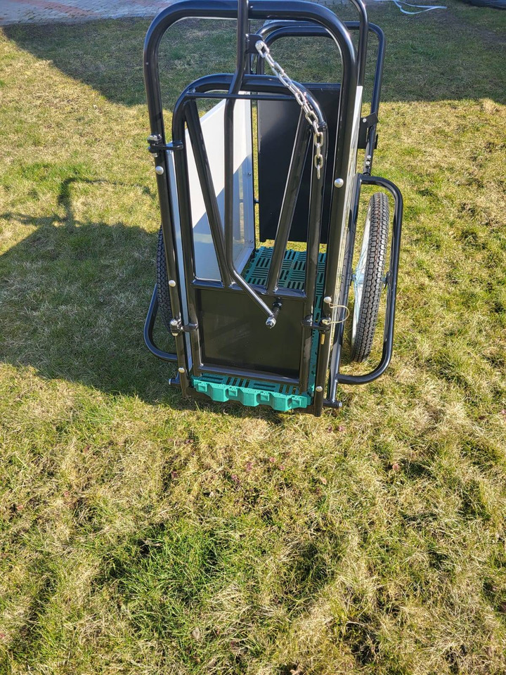 Wózek do przewozu cieląt - Matériel d'élevage: photos 5 Wózek do przewozu cieląt - Matériel d'élevage: photos 5