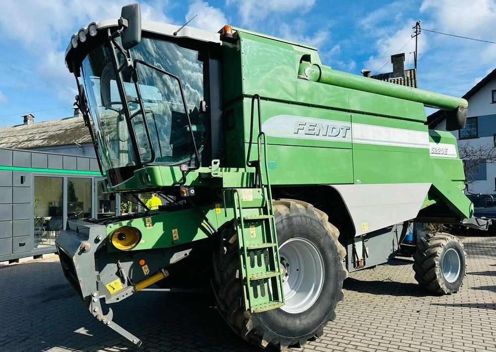 Fendt 5220E - Moissonneuse-batteuse: photos 4 Fendt 5220E - Moissonneuse-batteuse: photos 4