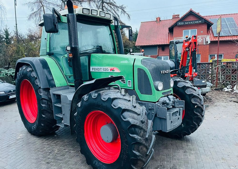 Fendt 820 - Tracteur agricole: photos 3 Fendt 820 - Tracteur agricole: photos 3