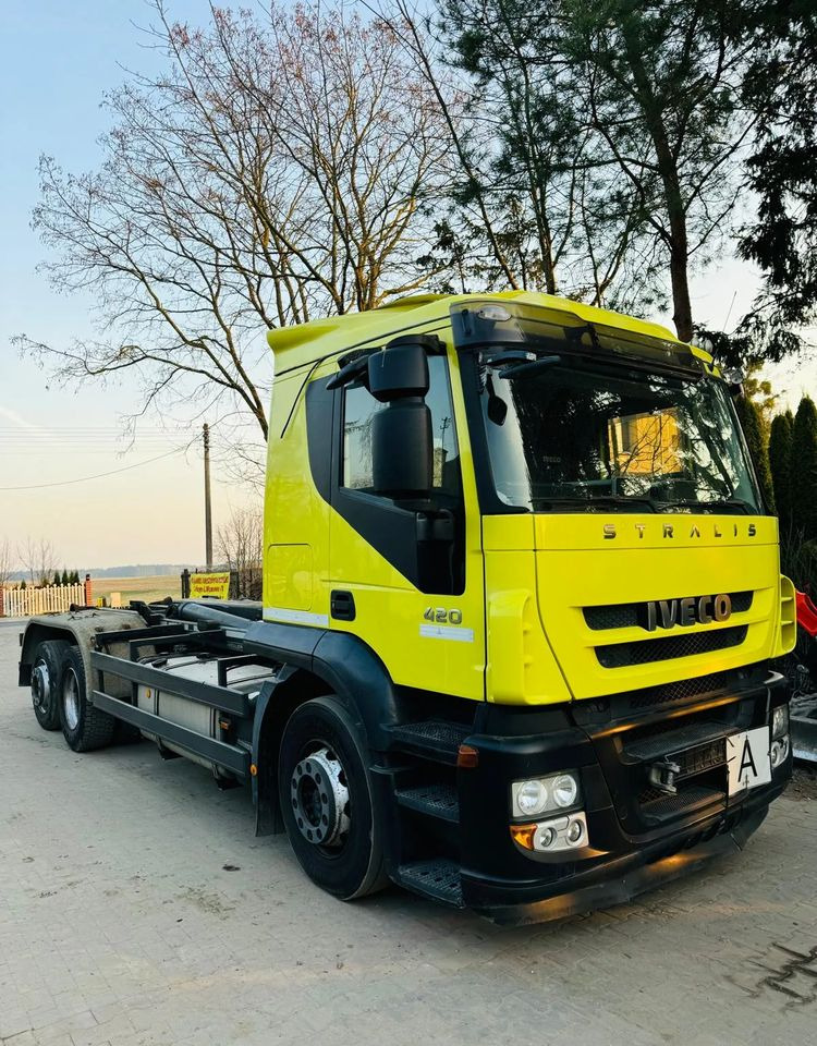 Iveco STRALIS - Camion ampliroll: photos 5 Iveco STRALIS - Camion ampliroll: photos 5