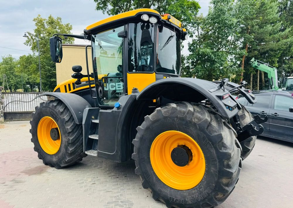 JCB 4220 - Tracteur agricole: photos 4 JCB 4220 - Tracteur agricole: photos 4