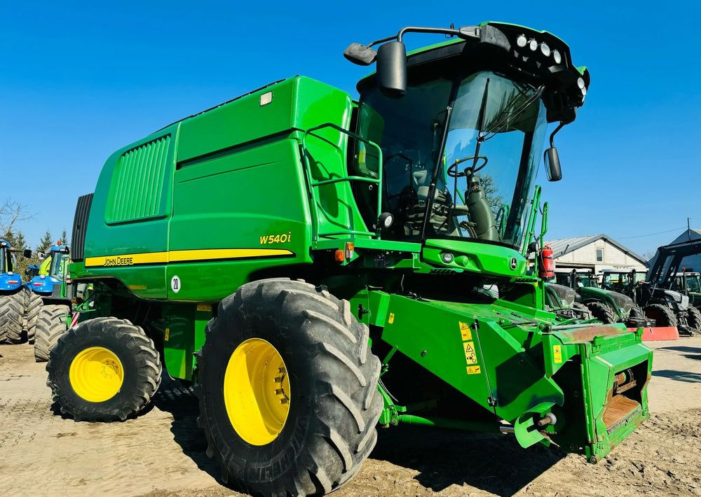 John Deere T670 - Moissonneuse-batteuse: photos 5 John Deere T670 - Moissonneuse-batteuse: photos 5
