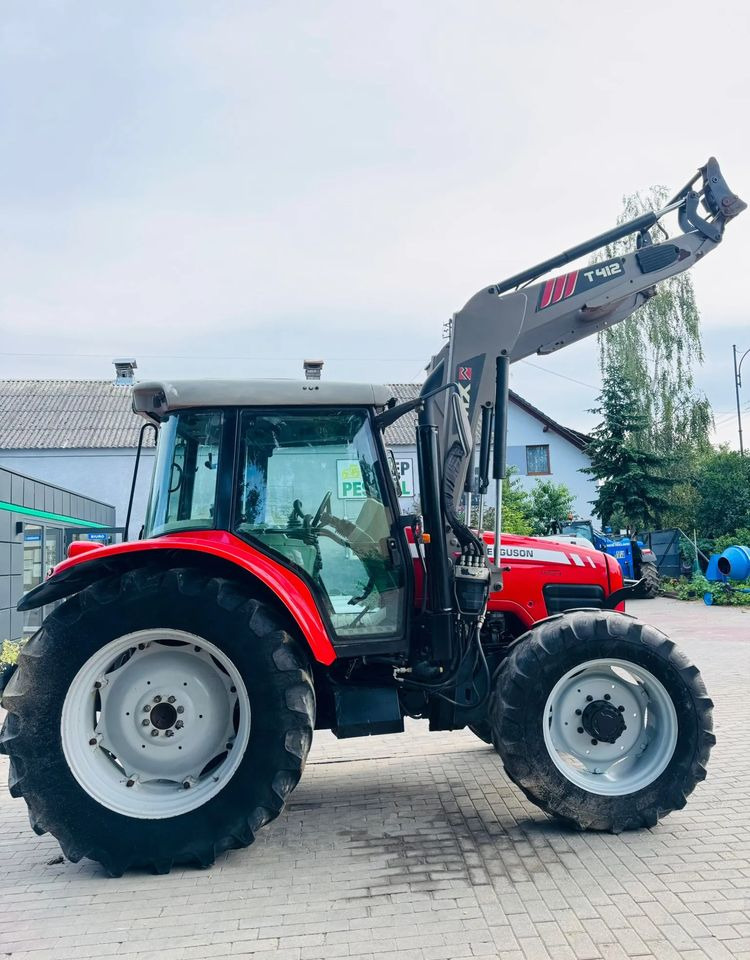 Massey Ferguson 5460 - Tracteur agricole: photos 4 Massey Ferguson 5460 - Tracteur agricole: photos 4