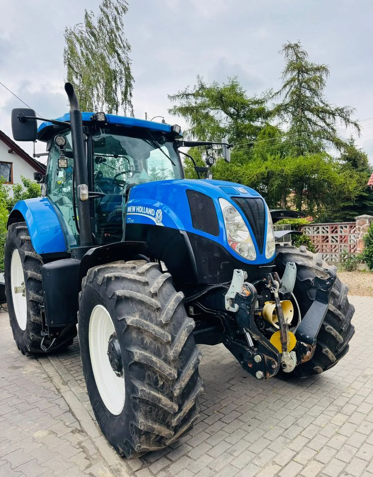 New Holland T7.210 - Tracteur agricole: photos 2 New Holland T7.210 - Tracteur agricole: photos 2