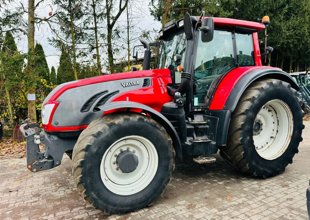 Valtra T213 - Tracteur agricole: photos 5 Valtra T213 - Tracteur agricole: photos 5