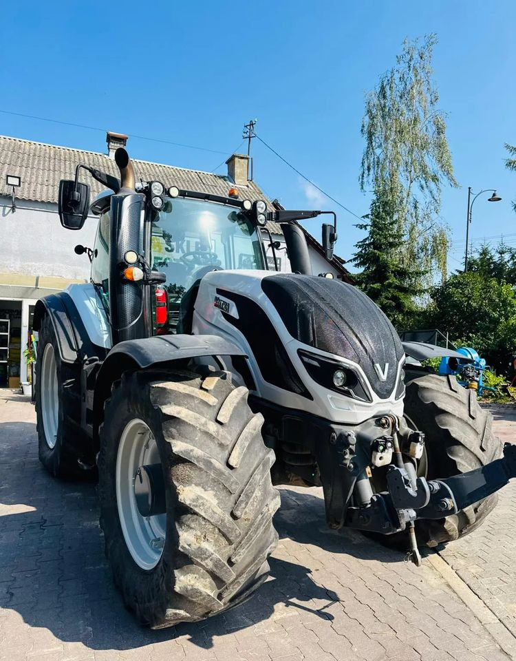 Valtra T254 Versu - Tracteur agricole: photos 3 Valtra T254 Versu - Tracteur agricole: photos 3