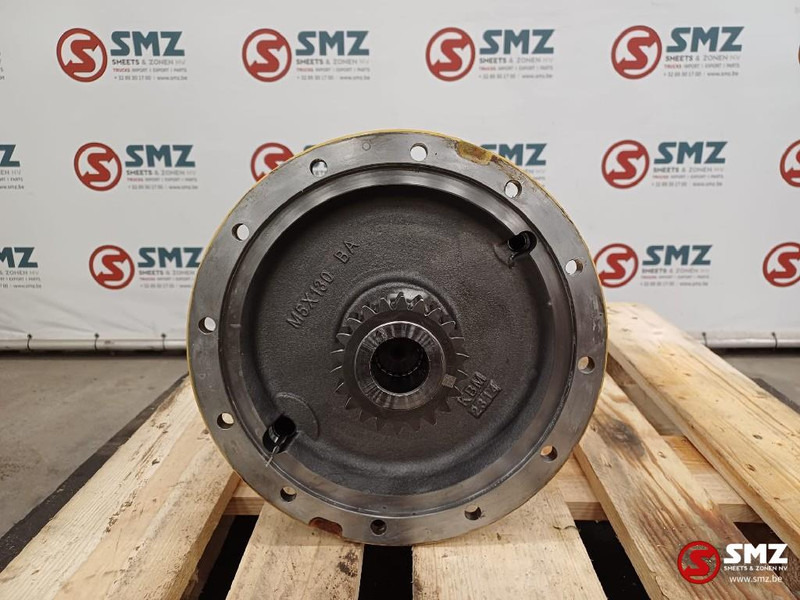 Caterpillar Hydraulic swing drive Caterpillar - Moteur hydraulique pour Matériel de manutention: photos 3 Caterpillar Hydraulic swing drive Caterpillar - Moteur hydraulique pour Matériel de manutention: photos 3