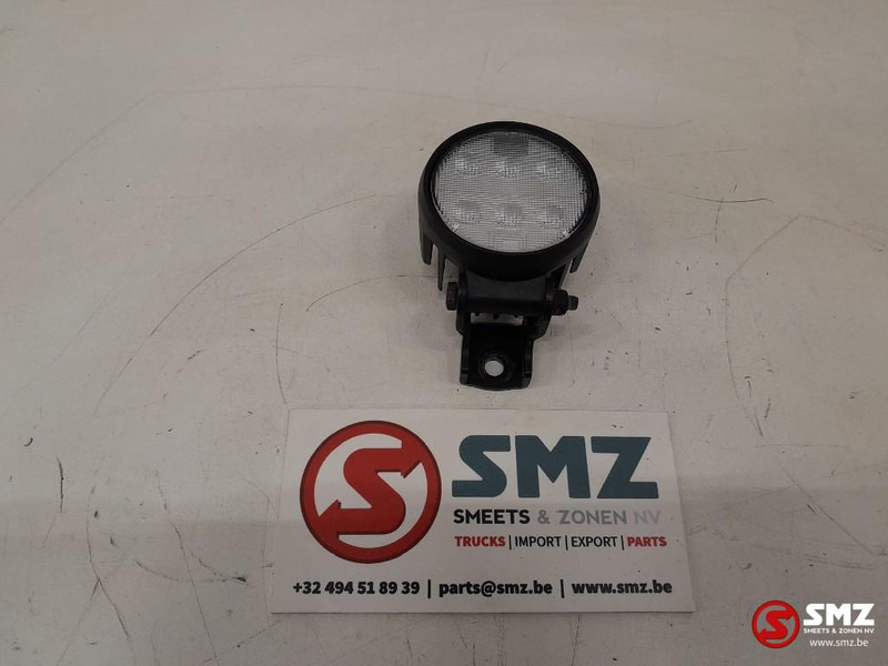 Caterpillar Lamp GP Flood Caterpillar - Lumière/ Éclairage pour Matériel de manutention: photos 1 Caterpillar Lamp GP Flood Caterpillar - Lumière/ Éclairage pour Matériel de manutention: photos 1