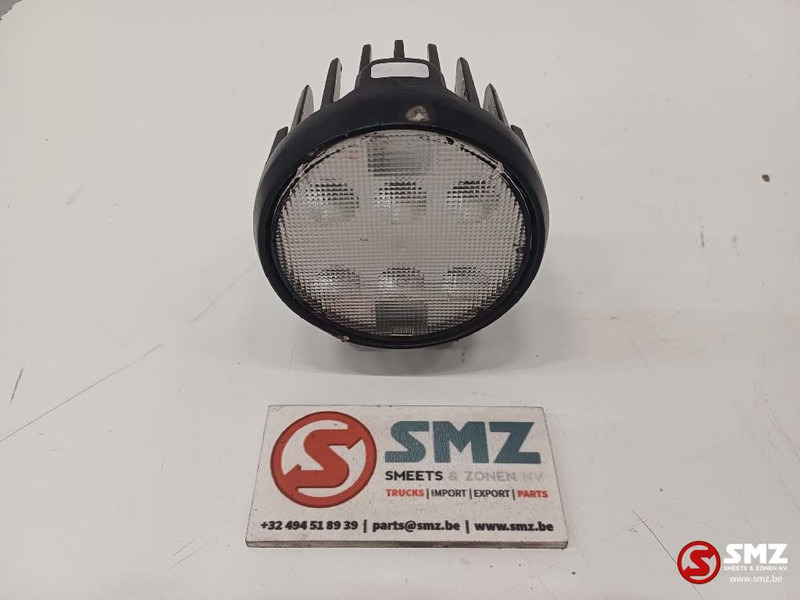 Caterpillar Lamp flood Caterpillar - Lumière/ Éclairage pour Matériel de manutention: photos 1 Caterpillar Lamp flood Caterpillar - Lumière/ Éclairage pour Matériel de manutention: photos 1