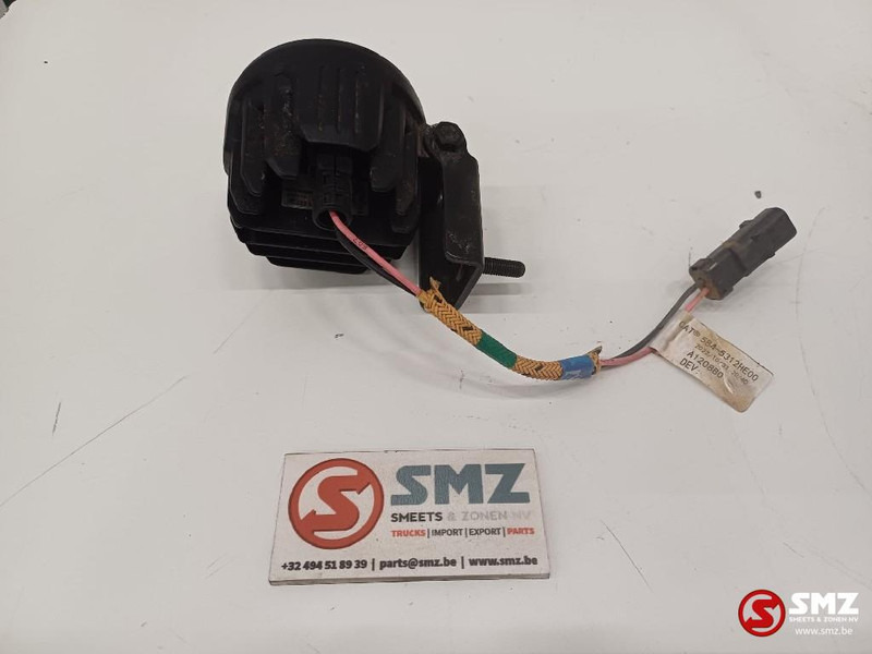 Caterpillar Lamp group Caterpillar - Lumière/ Éclairage pour Matériel de manutention: photos 2 Caterpillar Lamp group Caterpillar - Lumière/ Éclairage pour Matériel de manutention: photos 2