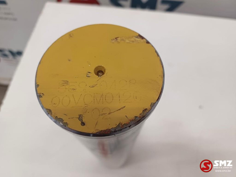 Caterpillar Linkage pin Caterpillar - Frame/ Châssis pour Matériel de manutention: photos 4 Caterpillar Linkage pin Caterpillar - Frame/ Châssis pour Matériel de manutention: photos 4