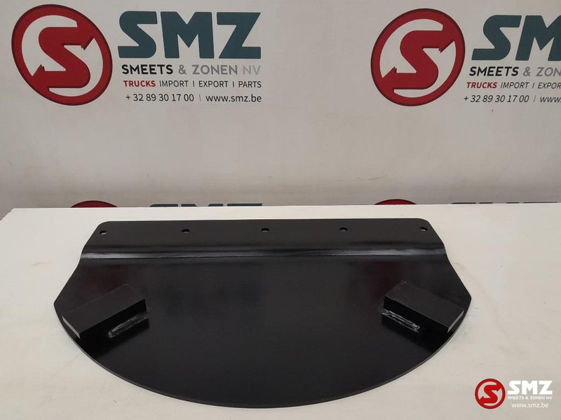 Caterpillar Swivel guard steel plate Caterpillar - Frame/ Châssis pour Matériel de manutention: photos 2 Caterpillar Swivel guard steel plate Caterpillar - Frame/ Châssis pour Matériel de manutention: photos 2