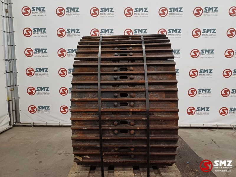 Caterpillar Track shoe + link track Caterpillar - Frame/ Châssis pour Matériel de manutention: photos 2 Caterpillar Track shoe + link track Caterpillar - Frame/ Châssis pour Matériel de manutention: photos 2