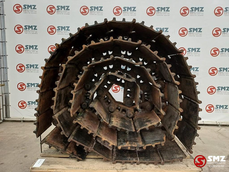 Caterpillar Track shoe + link track Caterpillar - Frame/ Châssis pour Matériel de manutention: photos 4 Caterpillar Track shoe + link track Caterpillar - Frame/ Châssis pour Matériel de manutention: photos 4