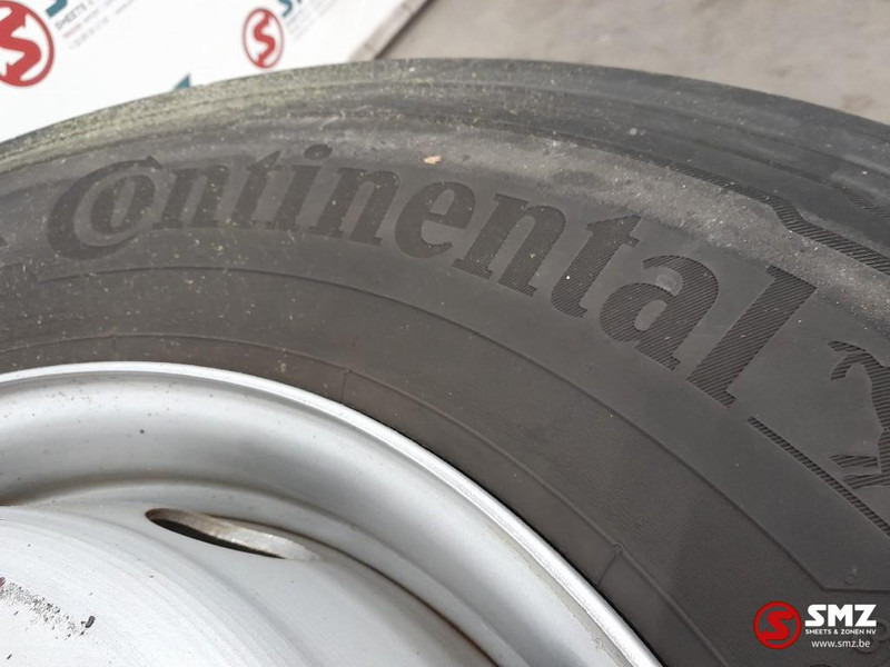 Continental Occ vrachtwagenband 315/80R22.5 156/150L Continent - Pneu pour Camion: photos 2 Continental Occ vrachtwagenband 315/80R22.5 156/150L Continent - Pneu pour Camion: photos 2